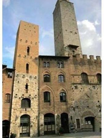 La Torre Useppi Apartment San Gimignano Exterior photo
